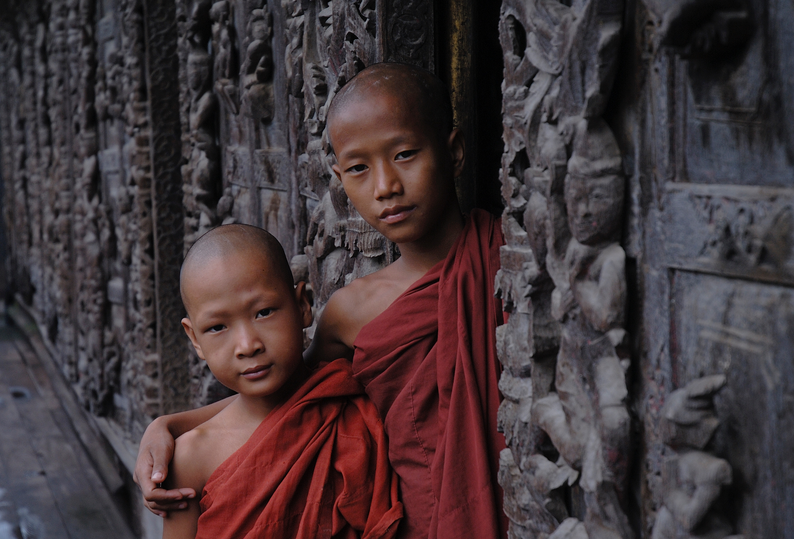 Giovani monaci in Myanmar